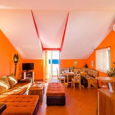 Queen Victoria - Two Bedroom With Balcony And Sea View Διαμέρισμα Ντουμπρόβνικ