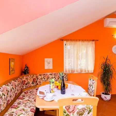 شقة Queen Victoria - Two Bedroom With Balcony And Sea View *